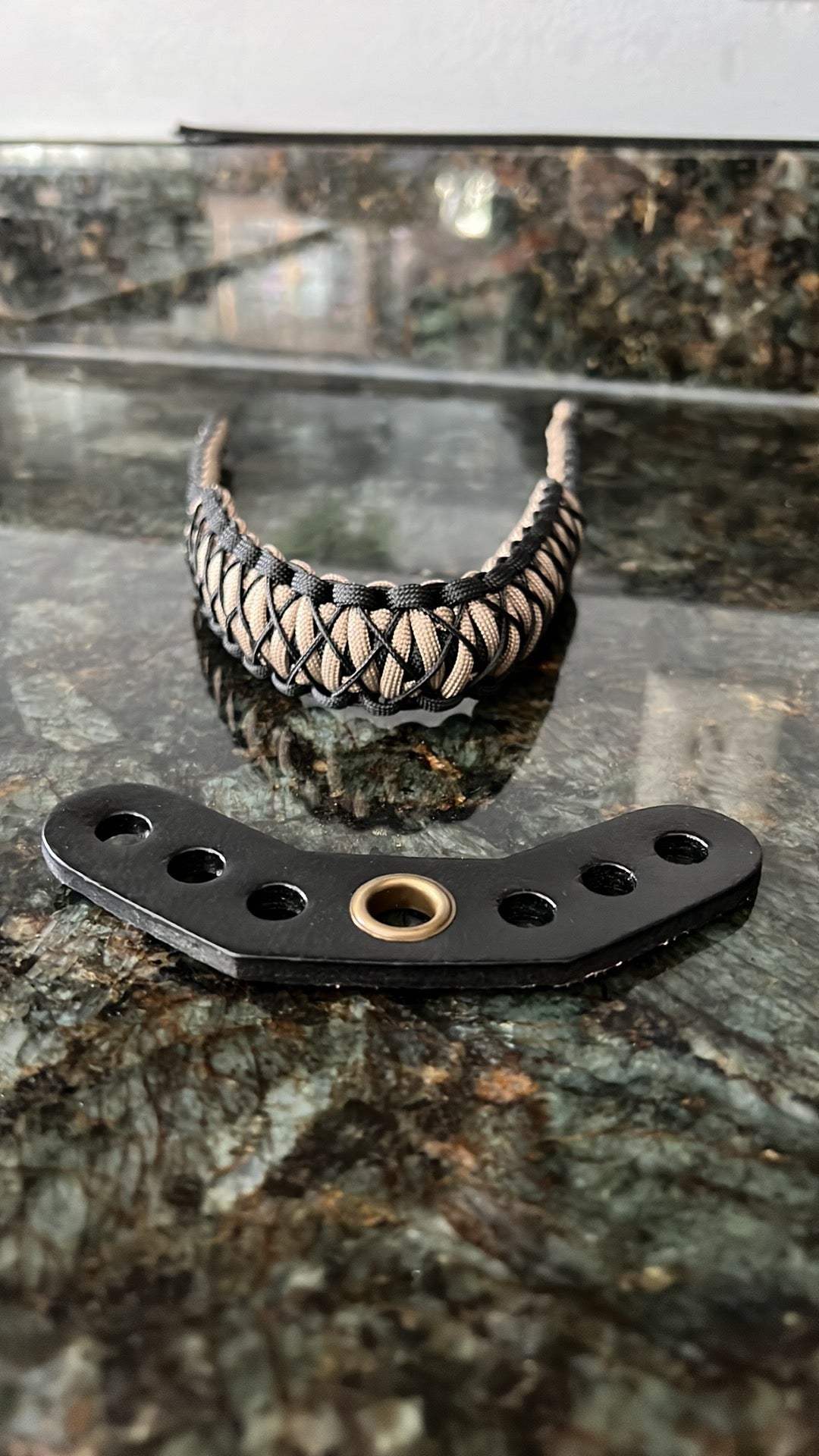 Bow Wrist Sling with Micro Cord