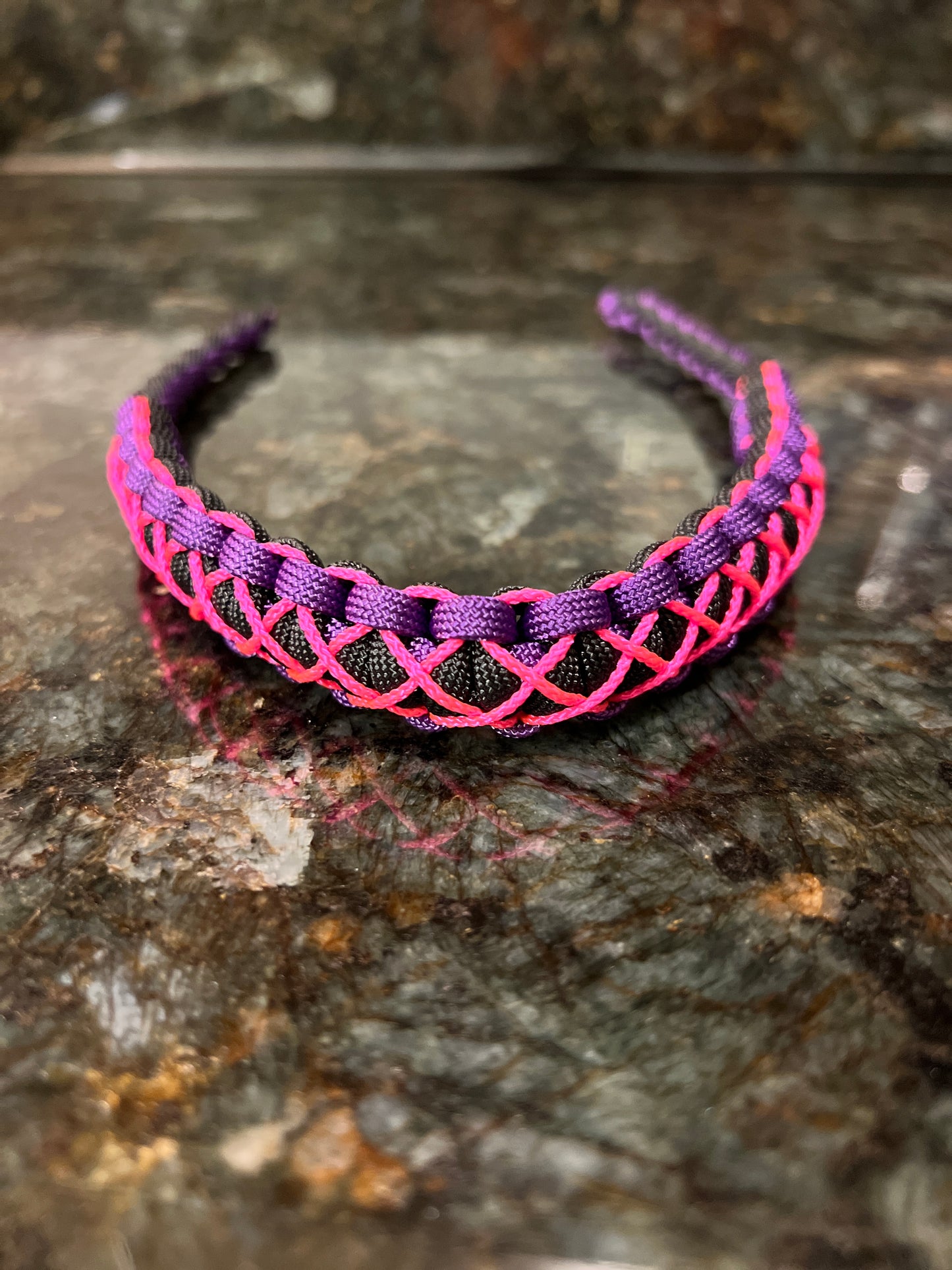 Bow Wrist Sling with Micro Cord